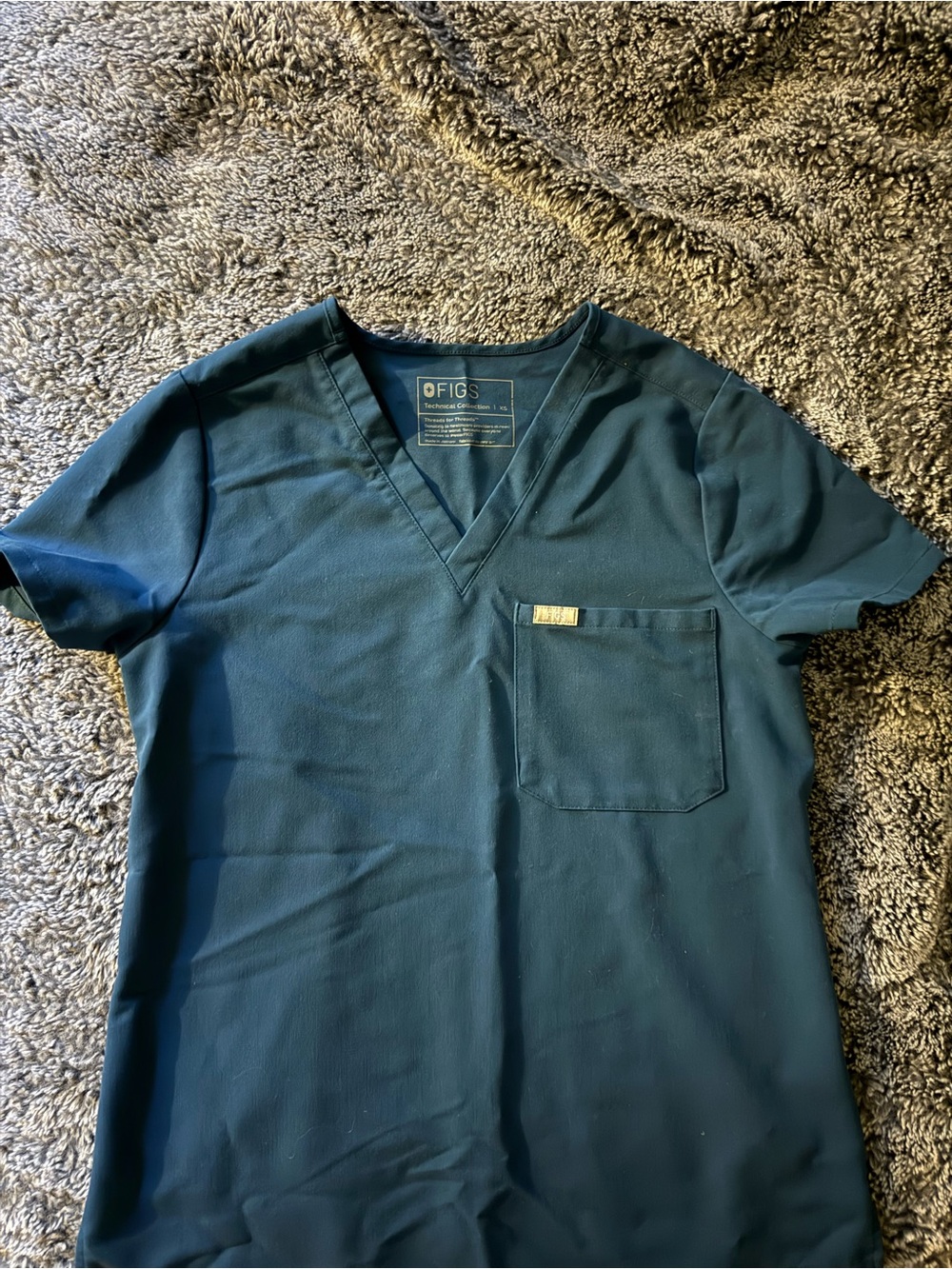 Fogs Catarina Scrub top
